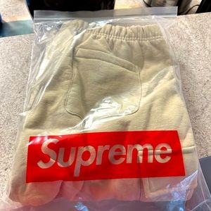 Supreme cargo pocket sweatpants size XL